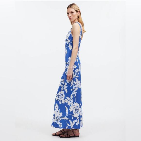Madewell Tank Midi Dress in Floral - Picture 3 of 7
